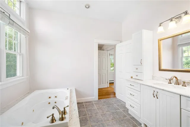 $1,350,000 | 36 Kay Boulevard, Newport, RI 02840