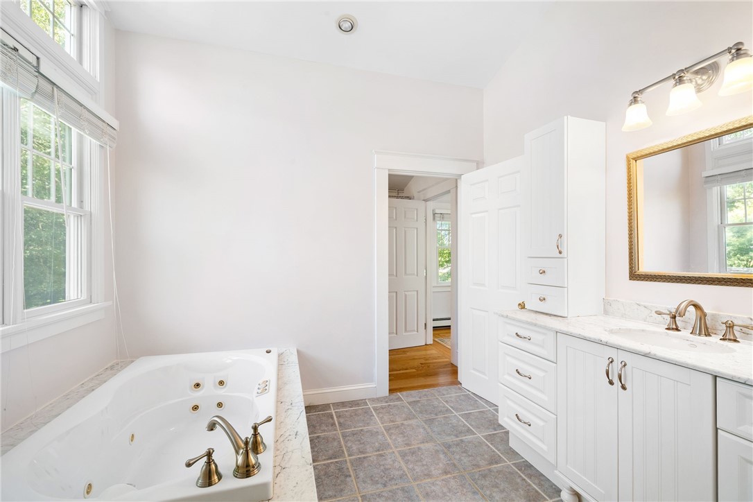 36 Kay Boulevard Newport, RI 02840 - Photo 28 of 49