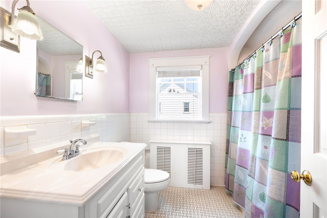 36 Kay Boulevard Newport, RI 02840 - Photo 32 of 49