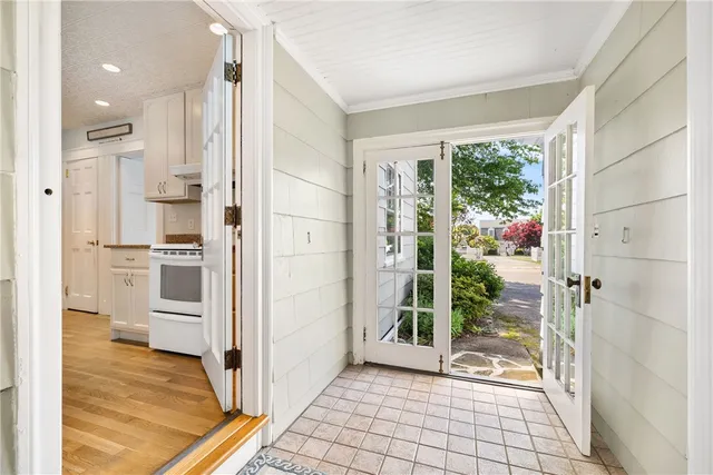 $1,350,000 | 36 Kay Boulevard, Newport, RI 02840