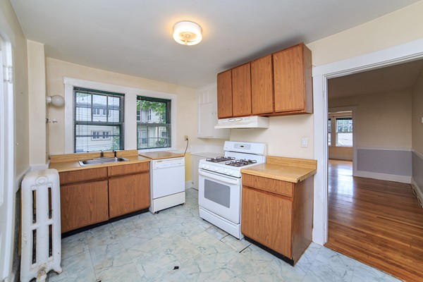 87-89 Ripley Street Newton, MA 02459 - Photo 12 of 17 Gallery Image 12