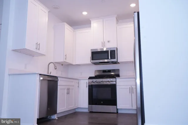 $2,950 | 105 Stoutsburg Boulevard, Pennington, NJ 08534