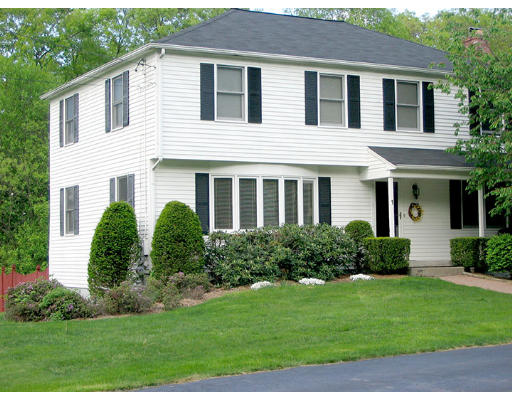 1 Richard Road Hopedale, MA 01747 - Photo 2 of 20 Gallery Image 2
