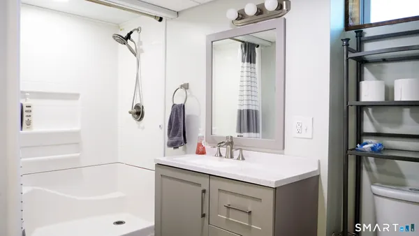 $529,900 | 1061 North Street, Suffield, CT 06078