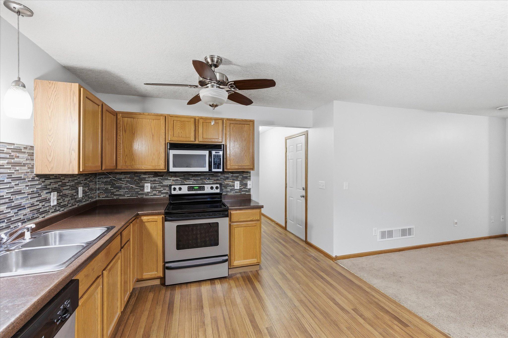 12646 Pond View Road Zimmerman, MN 55398 - Photo 12 of 27