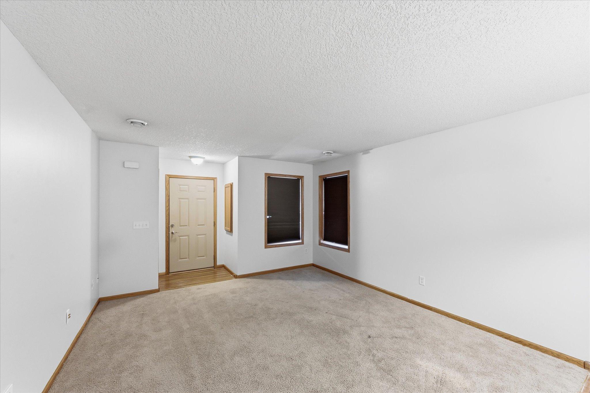 12646 Pond View Road Zimmerman, MN 55398 - Photo 4 of 27