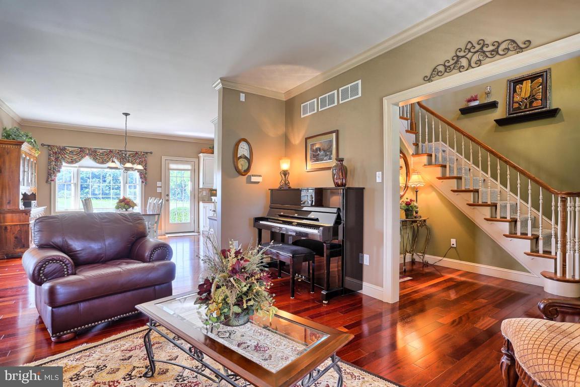 48 Field Lane Lititz, PA 17543 - Photo 11 of 89
