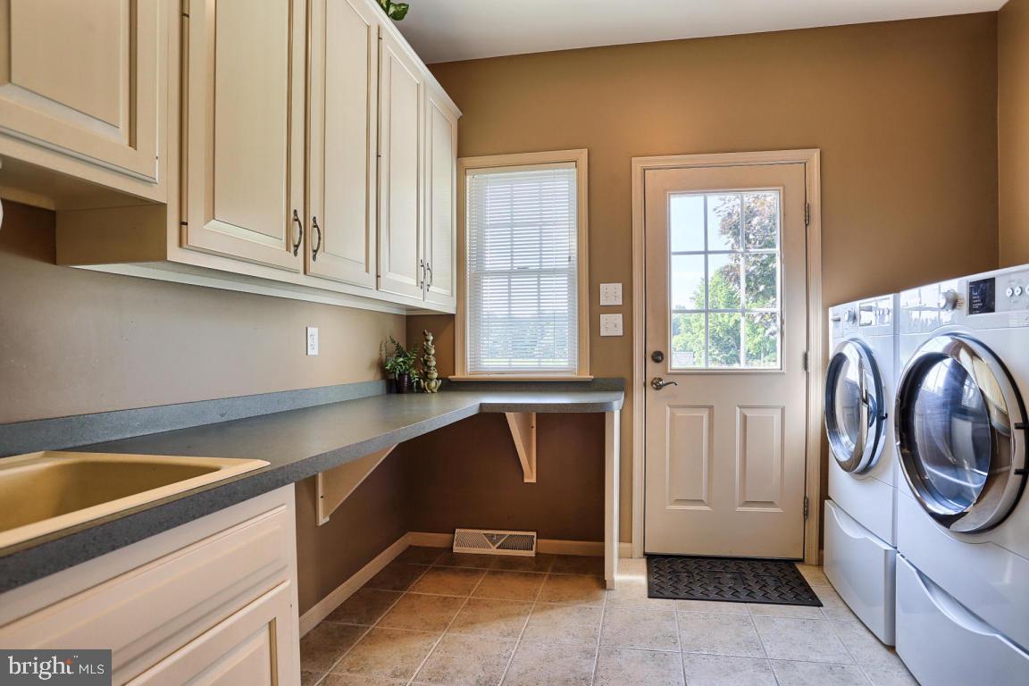 48 Field Lane Lititz, PA 17543 - Photo 36 of 89