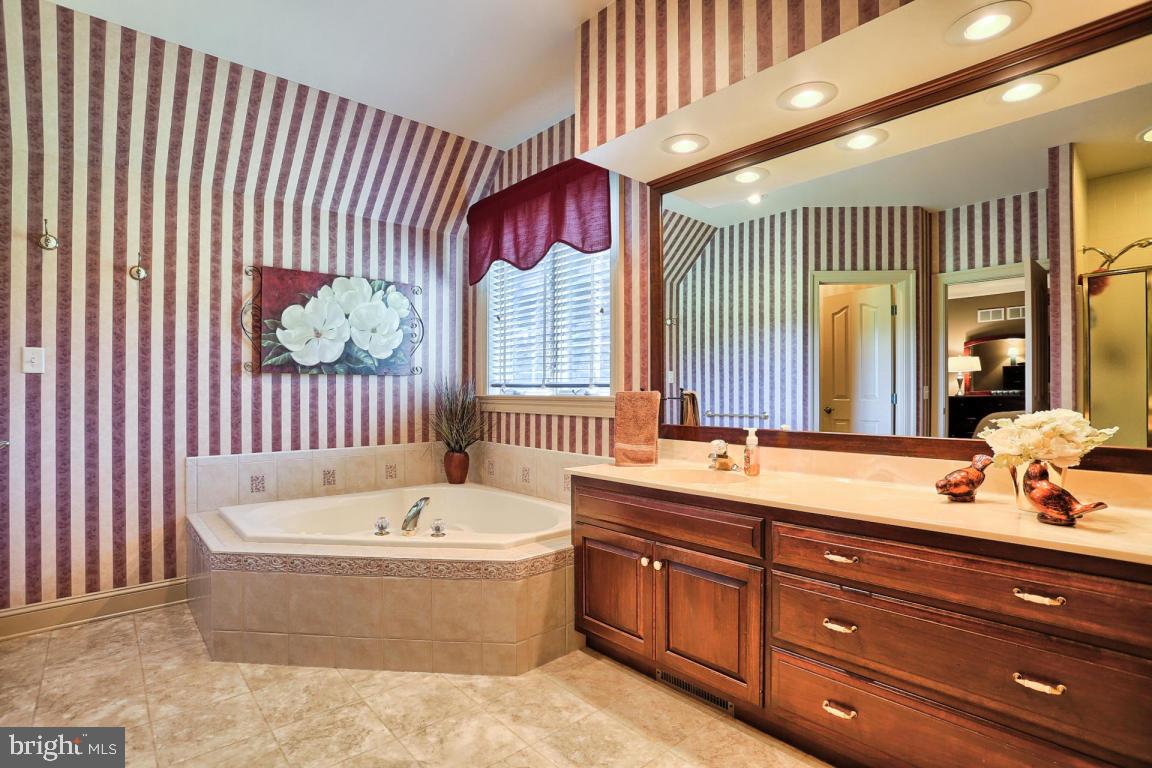 48 Field Lane Lititz, PA 17543 - Photo 47 of 89