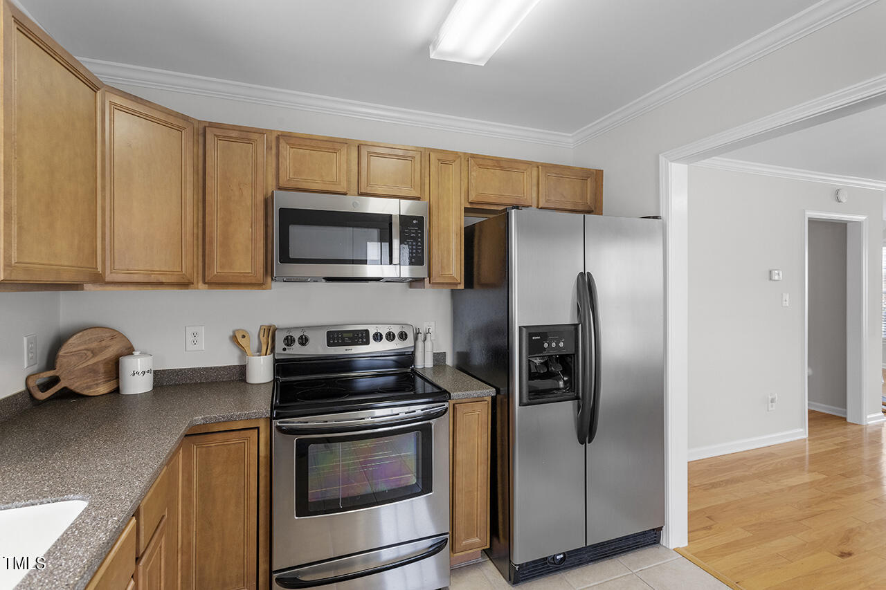 9902 Clyborn Court Raleigh, NC 27617 - Photo 19 of 32 9902 Clyborn Court_19