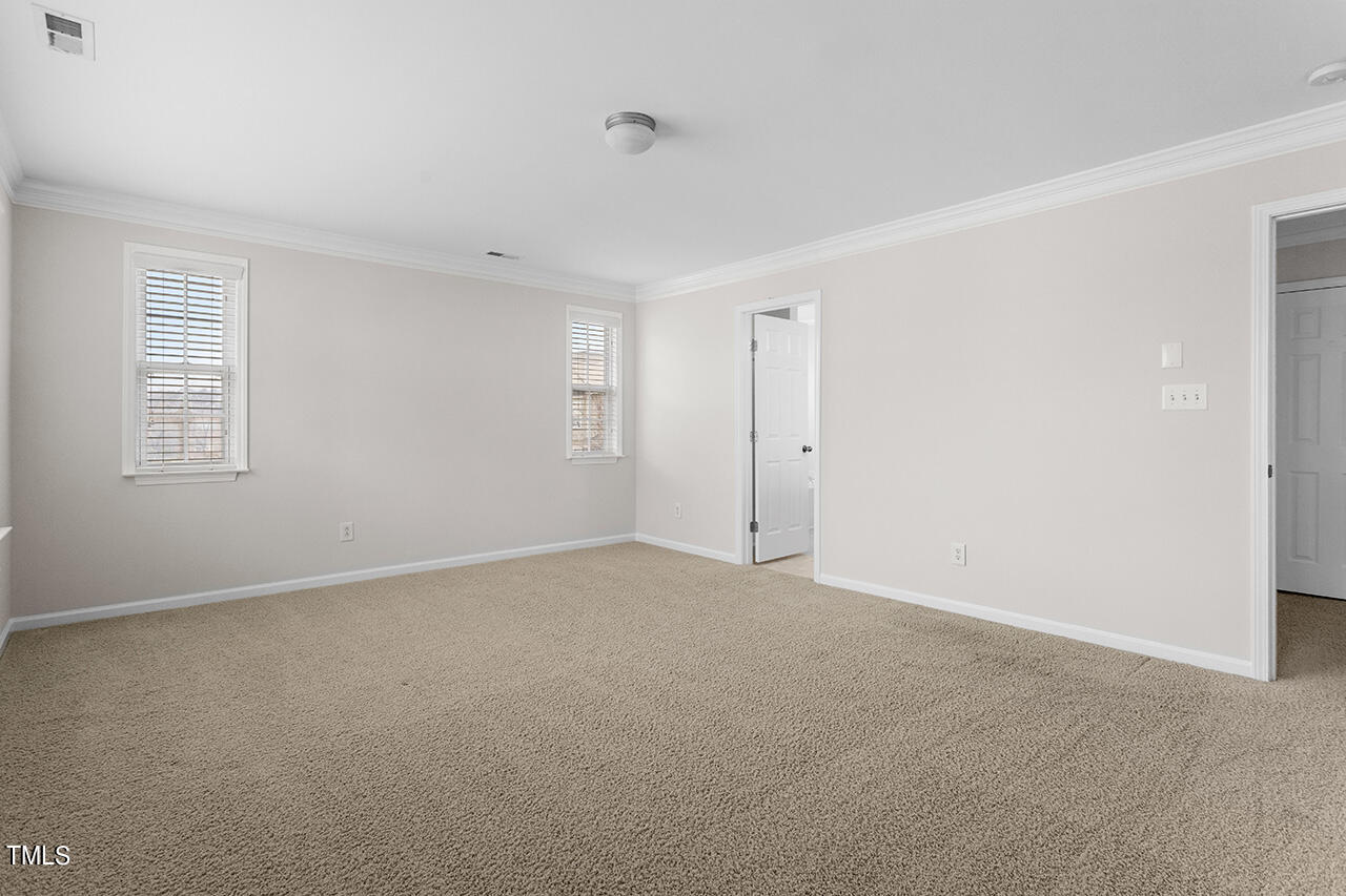 9902 Clyborn Court Raleigh, NC 27617 - Photo 24 of 32 9902 Clyborn Court_28