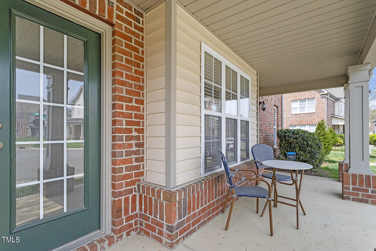 9902 Clyborn Court Raleigh, NC 27617 - Photo 5 of 32 9902 Clyborn Court_05