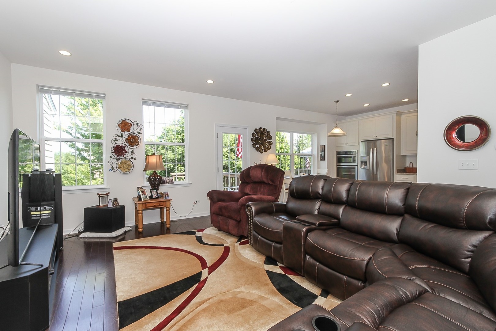 1189 Falcon Ridge Drive Elgin, IL 60124 - Photo 3 of 25