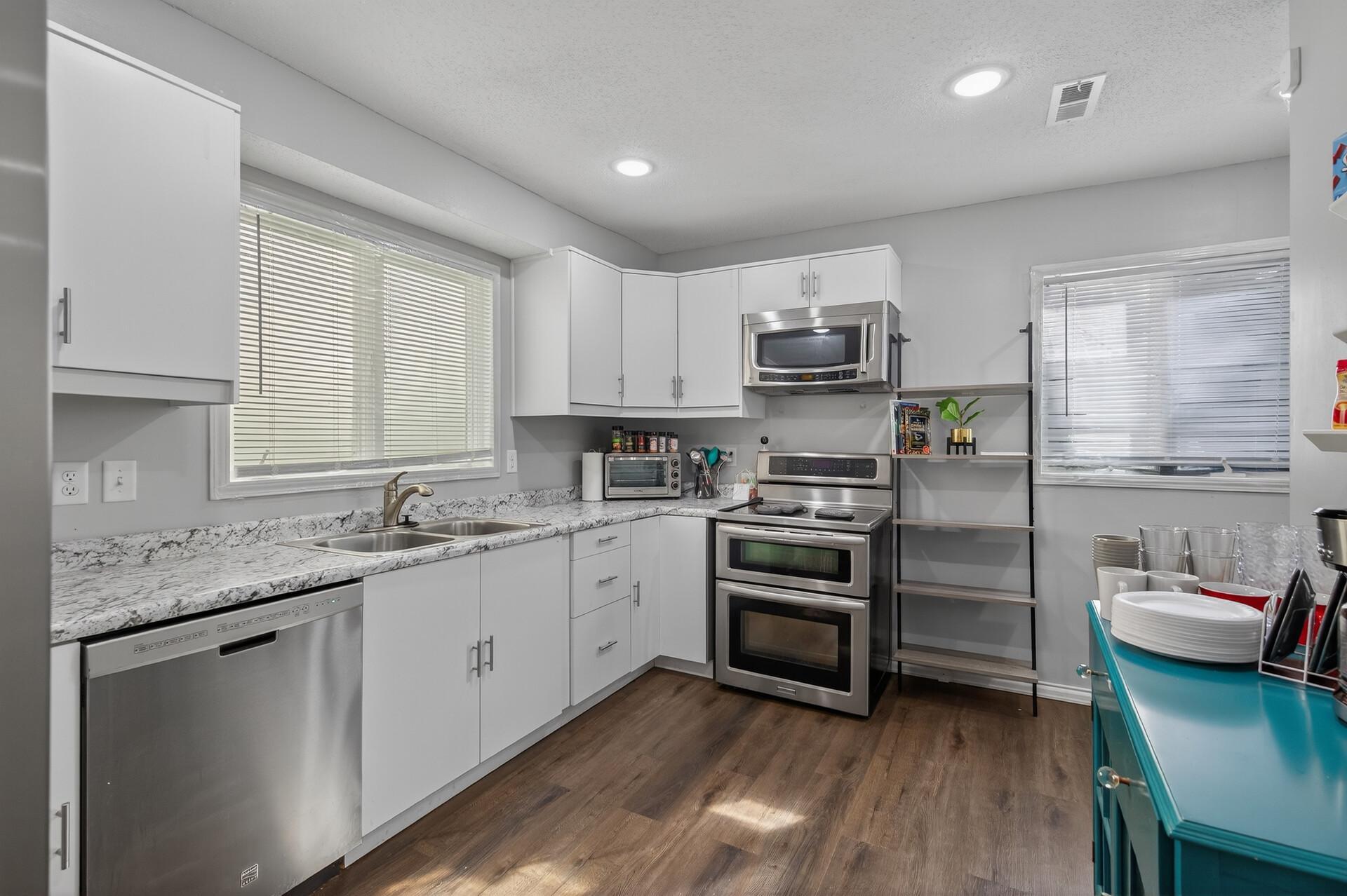 884 Westminster Street St. Paul, MN 55130 - Photo 10 of 30