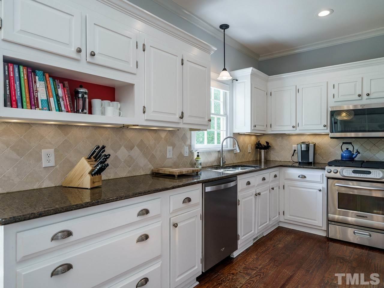 2347 Hales Road Raleigh, NC 27608 - Photo 12 of 29