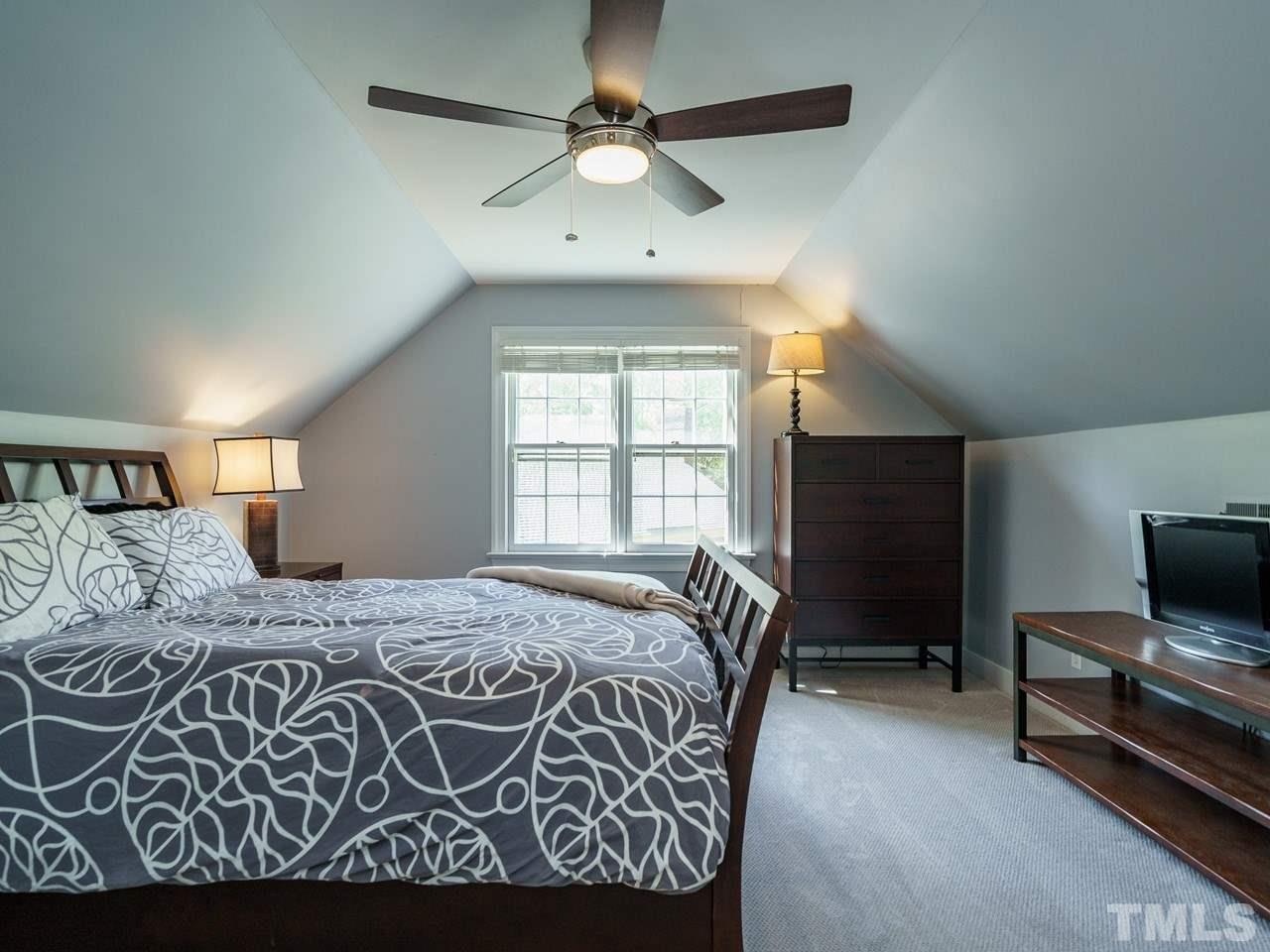 2347 Hales Road Raleigh, NC 27608 - Photo 23 of 29