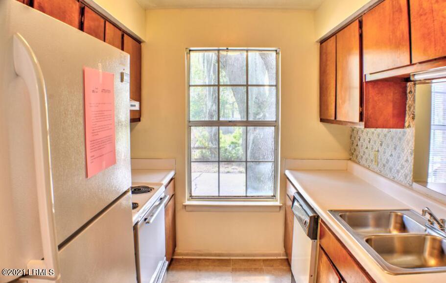 25 Harding Street, Unit B Beaufort, SC 29902 - Photo 7 of 12 7