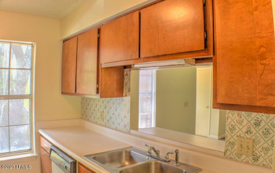 25 Harding Street, Unit B Beaufort, SC 29902 - Photo 8 of 12 8