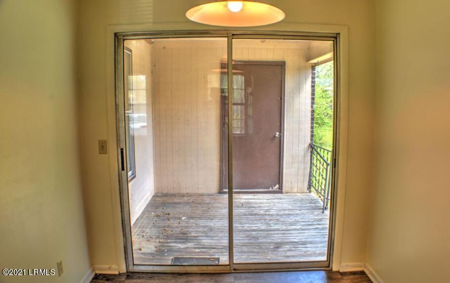 25 Harding Street, Unit B Beaufort, SC 29902 - Photo 9 of 12 9