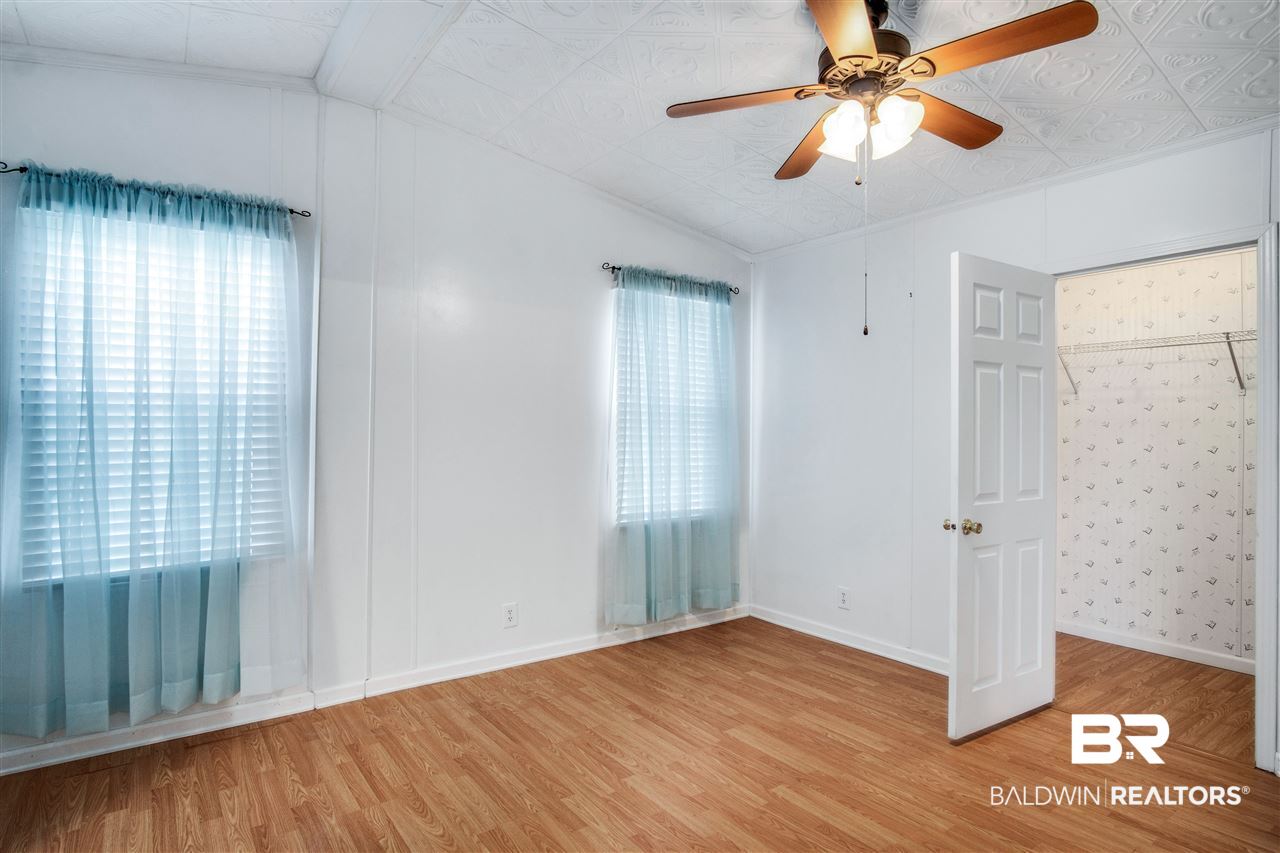23587 Cumberland Road Robertsdale, AL 36567 - Photo 13 of 36