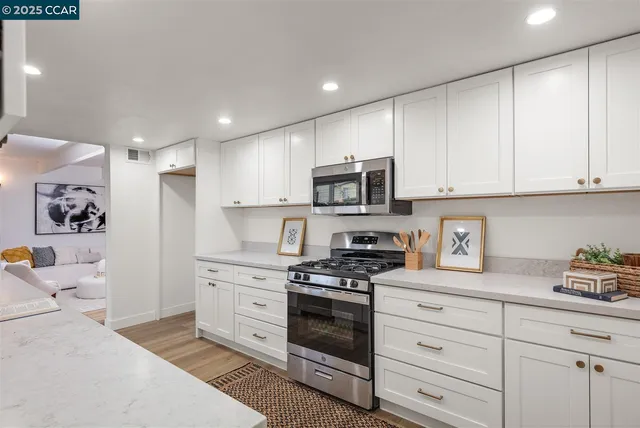 $699,000 | 4225 Taft Avenue, Richmond, CA 94804