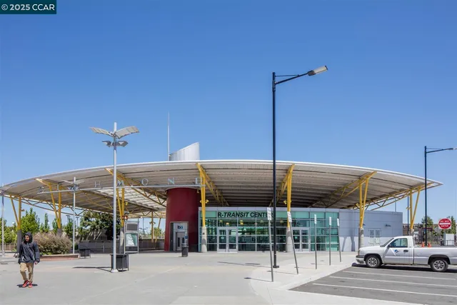 $699,000 | 4225 Taft Avenue, Richmond, CA 94804