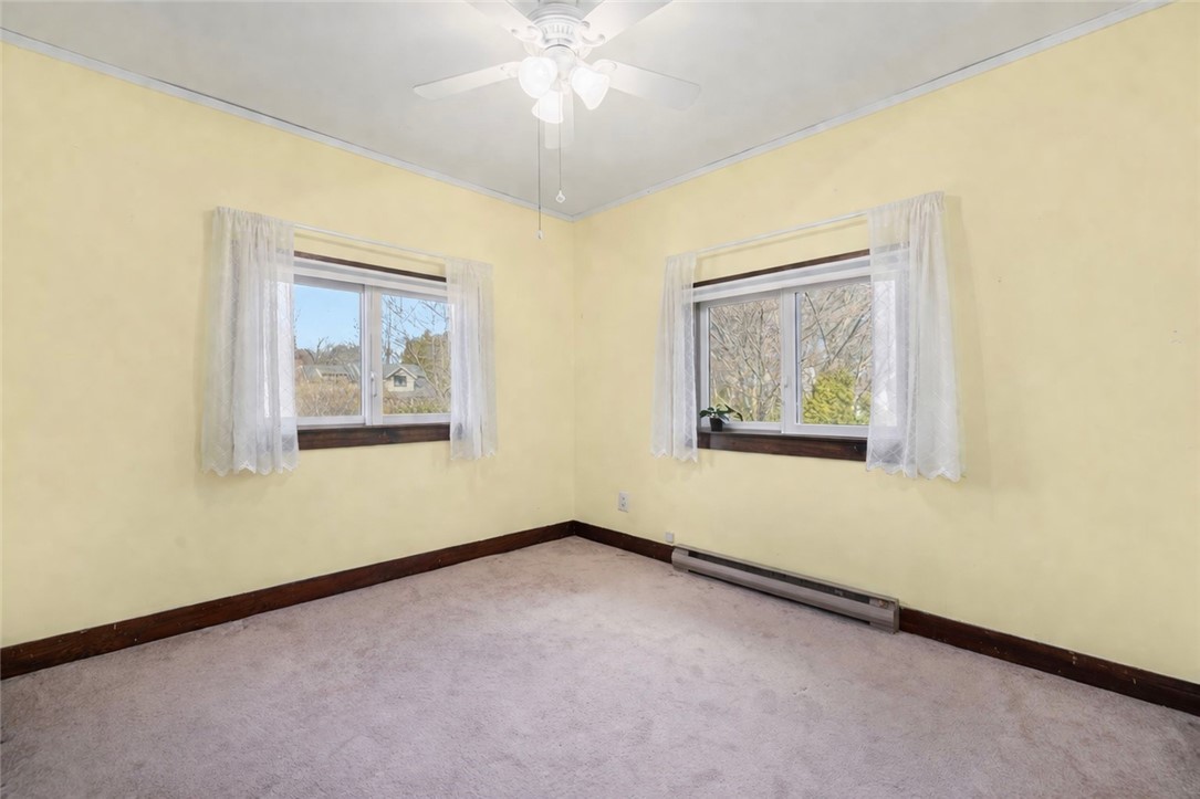 65 Coronado Street Jamestown, RI 02835 - Photo 26 of 42 Yellow Room
