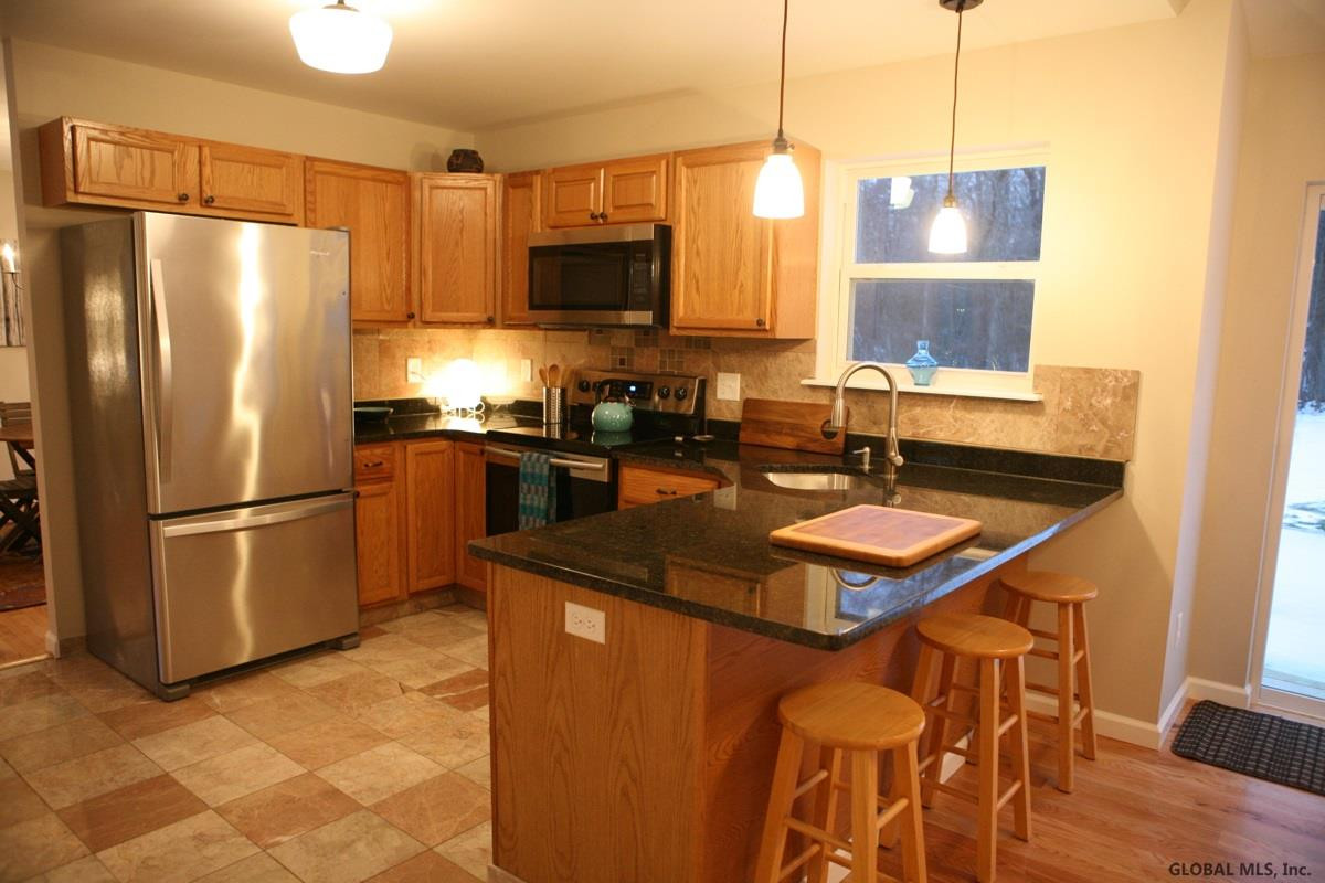 383 Gansevoort Road Moreau, NY 12828 - Photo 9 of 28 Photo 9