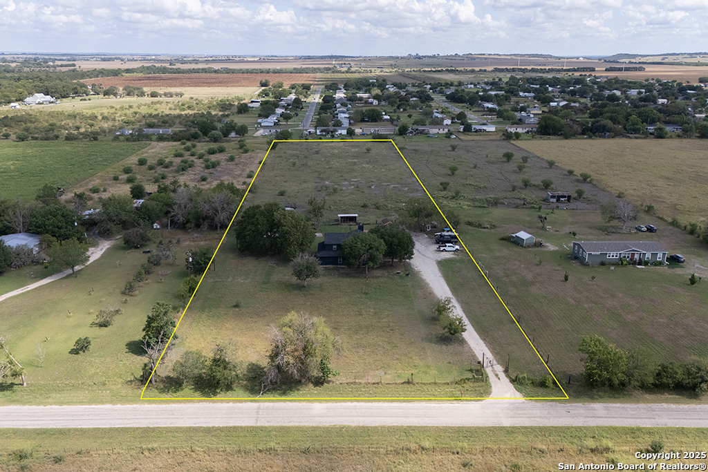 1510 Timmermann Road Seguin, TX 78155 - Photo 26 of 32 an aerial view of a house