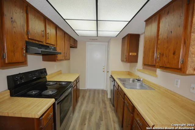 $1,550 | 9231 Ridge Town, San Antonio, TX 78250