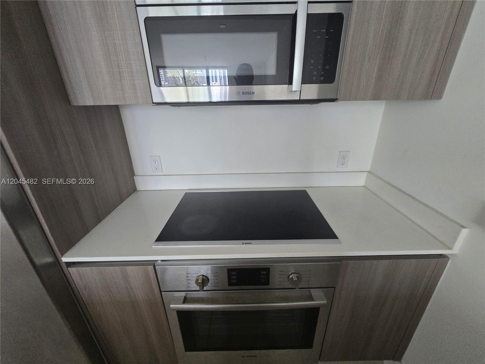 201 Southwest 17th Road, Unit 611 Miami, FL 33129 - Photo 4 of 44 Gallery Image 4