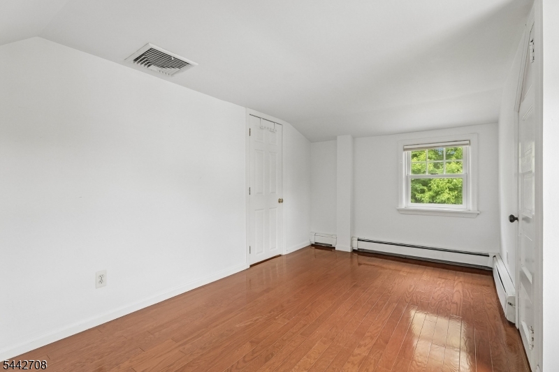5 Pearl Street Summit, NJ 07901 - Photo 21 of 39