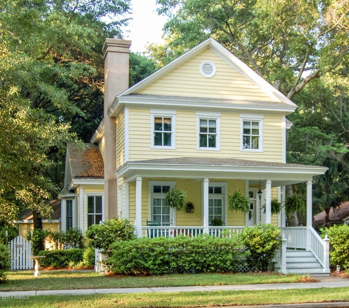 27 Newpoint Road Beaufort, SC 29907 - Photo 1 of 25 01