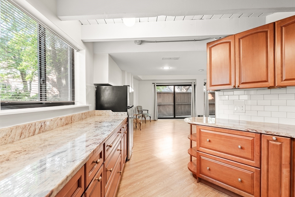 120 Beaconsfield Road, Unit T1 Brookline, MA 02445 - Photo 14 of 29