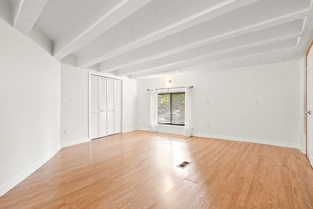 120 Beaconsfield Road, Unit T1 Brookline, MA 02445 - Photo 23 of 29