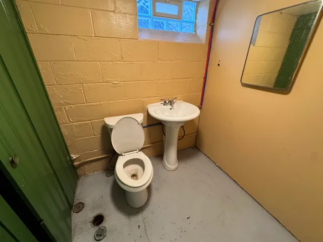 $174,900 | 20290 Woodmont Street, Harper Woods, MI 48225