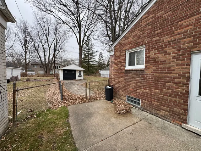 $174,900 | 20290 Woodmont Street, Harper Woods, MI 48225