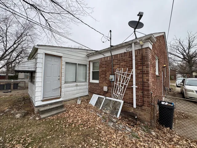 $174,900 | 20290 Woodmont Street, Harper Woods, MI 48225