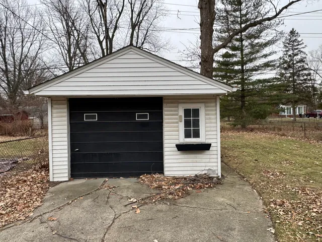 $174,900 | 20290 Woodmont Street, Harper Woods, MI 48225