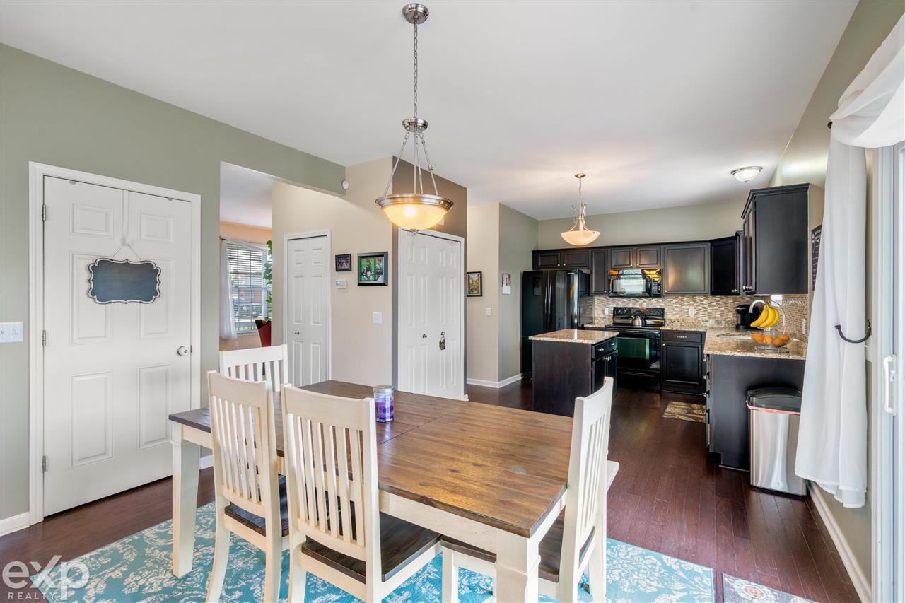 47388 Gloede Road Macomb, MI 48044 - Photo 10 of 41 50076499-9.JPG