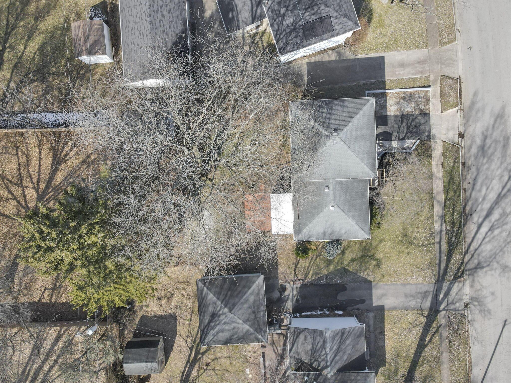 2925 Renfro Road Columbus, OH 43232 - Photo 49 of 53 50-web-or-mls-DJI_0091