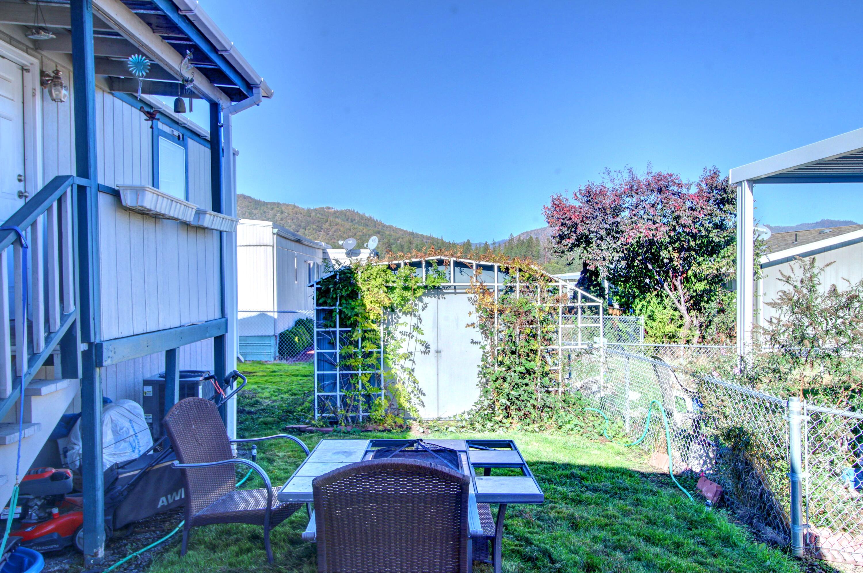 8401 Old Stage Road, Unit 46 Central Point, OR 97502 - Photo 7 of 26 8