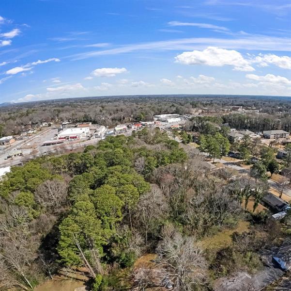 2076 Windy Hill Road Decatur, GA 30032 - Photo 5 of 20 a view of a sky from a yard
