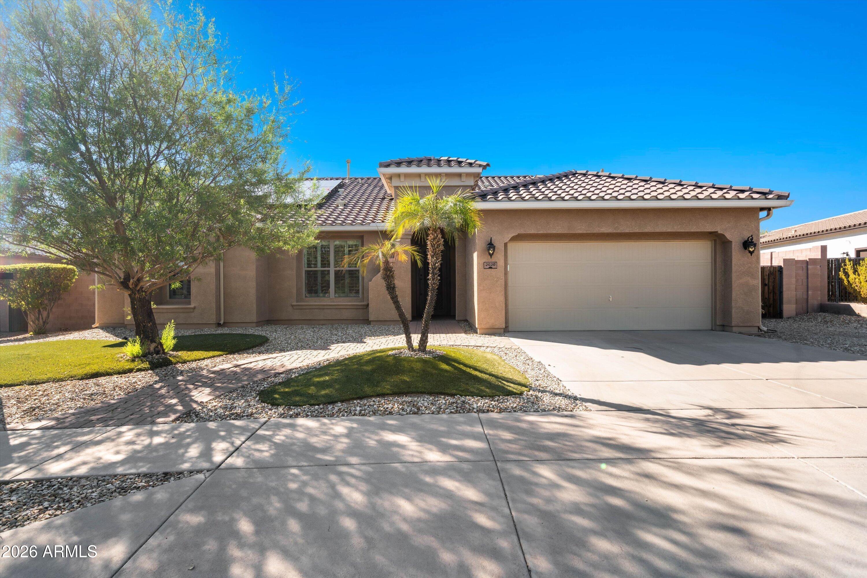 2020 West Bajada Road Phoenix, AZ 85085 - Photo 51 of 53 06-Front of Home