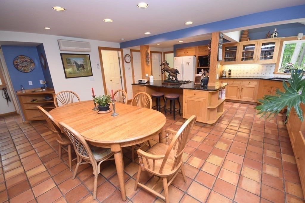 538 Market Hill Road Amherst, MA 01002 - Photo 13 of 42 Gallery Image 13