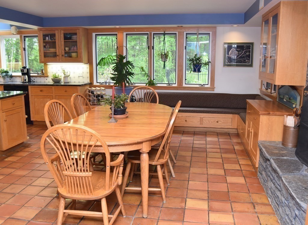 538 Market Hill Road Amherst, MA 01002 - Photo 16 of 42 Gallery Image 16
