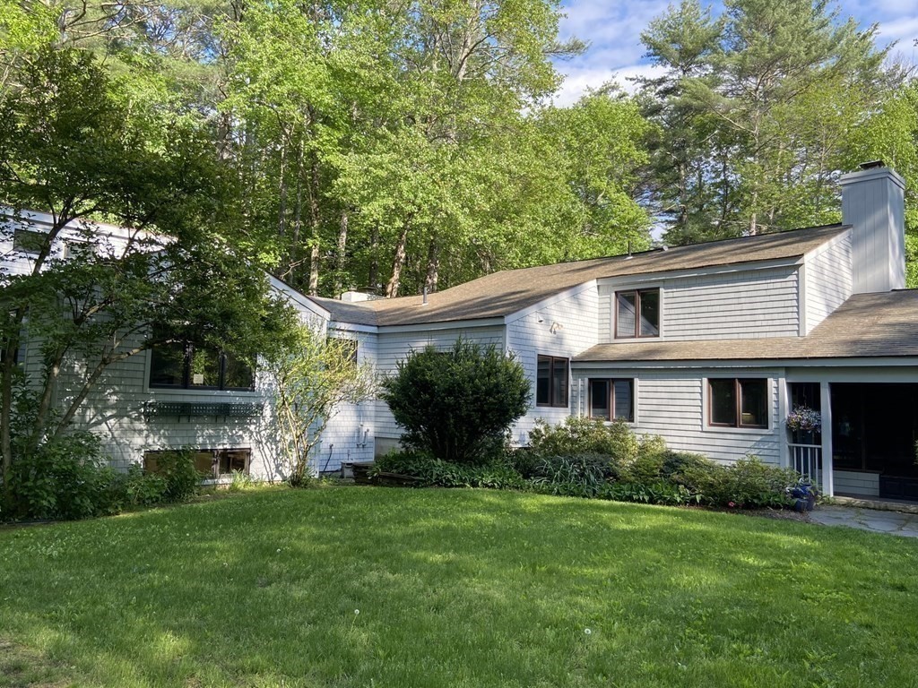 538 Market Hill Road Amherst, MA 01002 - Photo 2 of 42 Gallery Image 2