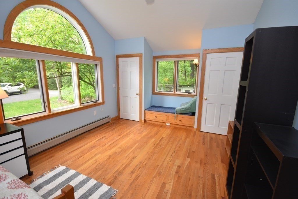 538 Market Hill Road Amherst, MA 01002 - Photo 25 of 42 Gallery Image 25