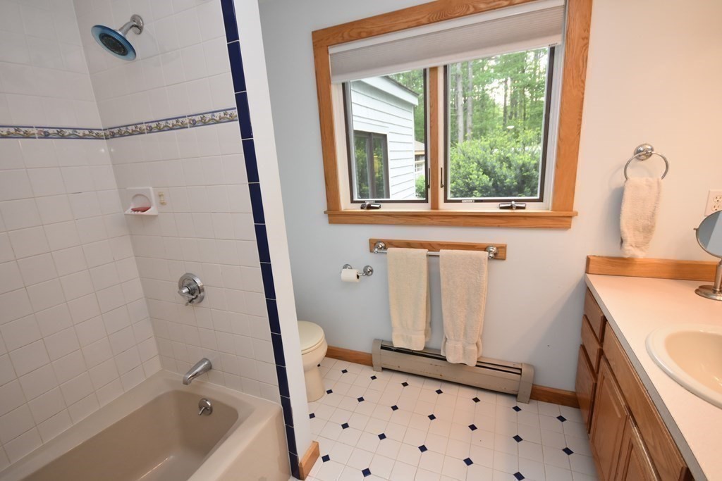 538 Market Hill Road Amherst, MA 01002 - Photo 26 of 42 Gallery Image 26