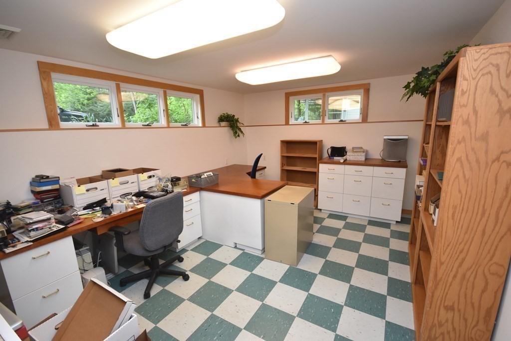 538 Market Hill Road Amherst, MA 01002 - Photo 32 of 42 Gallery Image 32